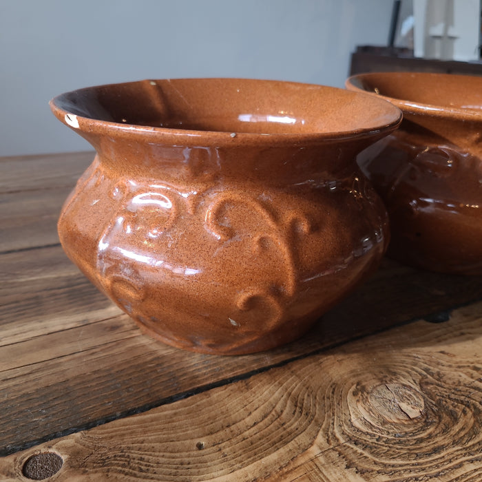 STV31 Brown Pots