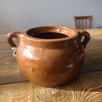 STV14 Vintage Medalta Bean Pot